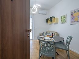 Varanini - Modern 1 bdr Apartment Loreto Area