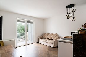 Frizzcaf Loft by Wonderful Italy