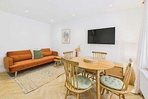 Host Stay Bracken Cottage