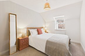 Host Stay Bracken Cottage
