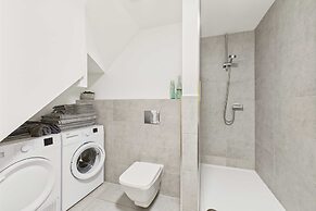 Host Stay Bracken Cottage