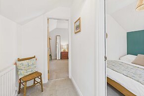 Host Stay Bracken Cottage