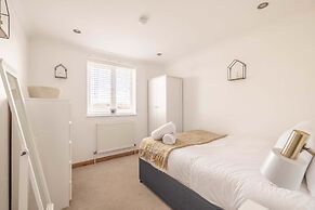 Host Stay Meadow Way