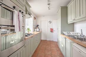 Host Stay Meadow Way