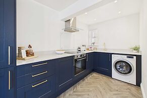 Host Stay Cringle Cottage