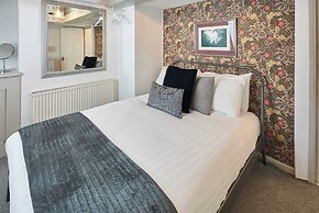 Host Stay George Street Retreat