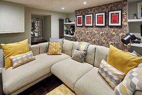 Host Stay George Street Retreat