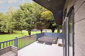 Host Stay Sunbird Lodge