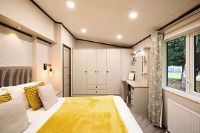 Host Stay Sunbird Lodge