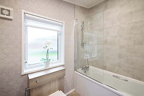 Host Stay Sunbird Lodge