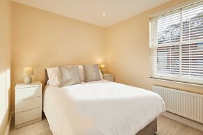 Host Stay Ross View Second Floor Apartment