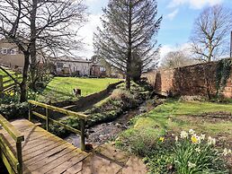 Yew Tree Cottage