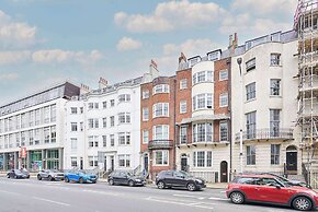 Host Stay Grand Parade Apartment