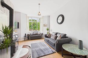 Host Stay Crosby House