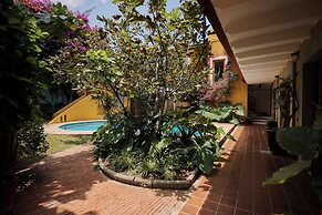 Casa Dos Parques AC Pool Garden Design Location