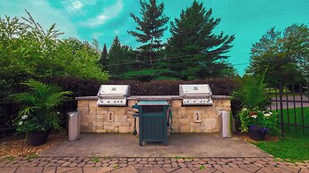 Champlain Condo 102
