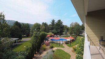 Champlain Condo 102