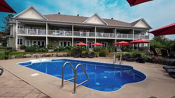 Champlain Condo 102