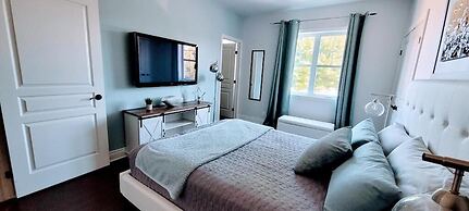 Champlain Condo 102