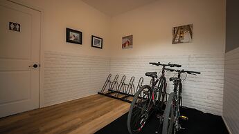 Champlain Condo 102