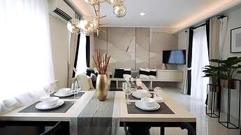 Suite Room by Echa at Alesha House
