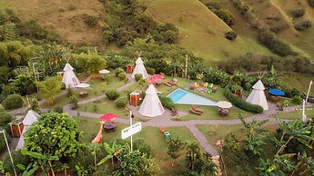 Cerro Tusa Glamping