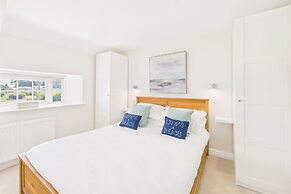 Host Stay Dove Cottage