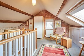 Host Stay Sunbeam Cottage