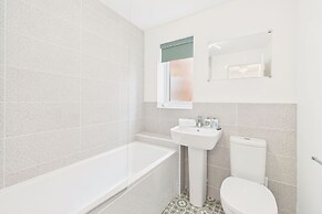 Host Stay Gannett House