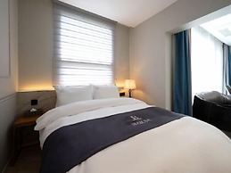 Blanc Hotel & Resort