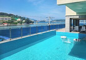 Blanc Hotel & Resort