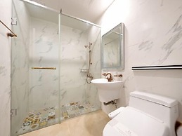Blanc Hotel & Resort