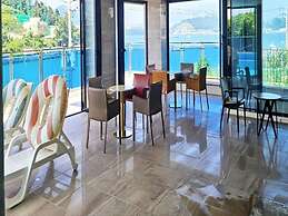 Blanc Hotel & Resort