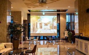 Blanc Hotel & Resort