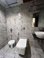 CR Residency By Glitz Hotels