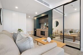 Modern Studio With Rooftop and BBQ Access