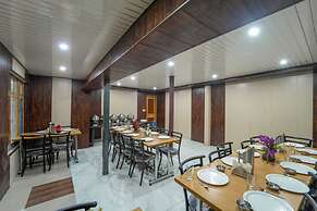 Hotel Sumeera Inn