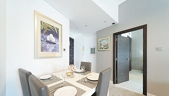 Cayan Escape Lavish 1BR with Sea View