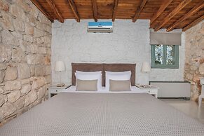 Petrino Eco Village