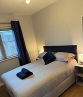 City Centre Apartment - Free Parking - Sleeps 4