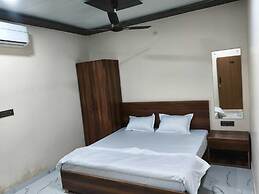 Krishna Residency By Vrindavan Stays