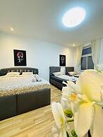 Stylish Studio Stay Near Augarten