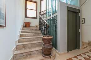 GuestHost -Sunny Dorsoduro Apartment