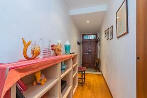 GuestHost -Sunny Dorsoduro Apartment