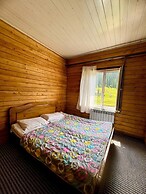 Arashan Hotel