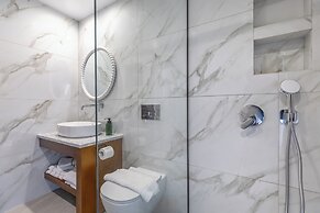 Oasis Luxury Residences