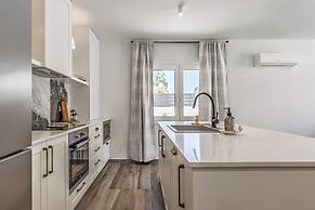 Oasis Luxury Residences