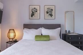 Oasis Luxury Residences