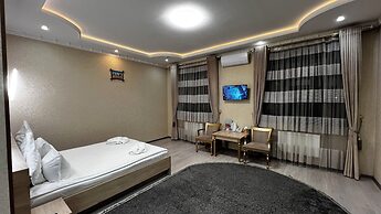 Diyor Hotel Margilon