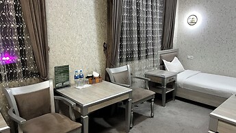 Diyor Hotel Margilon